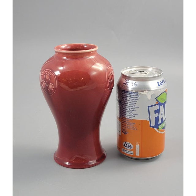 Moorcroft Flamminian Red Glaze Vase from Liberty C., 1890s For Sale - Image 10 of 11