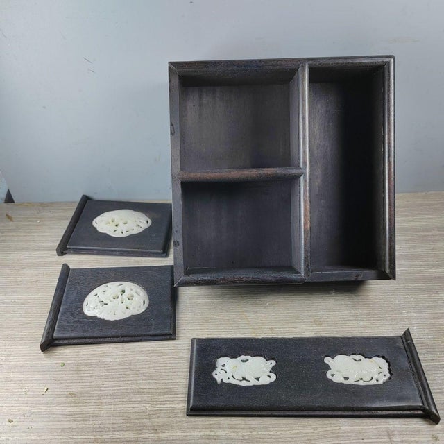 Chinese Rosewood Box Inlaid With White Jade Plaques For Sale - Image 4 of 9