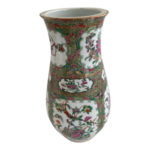 18th Century Rose Medallion Large Vase