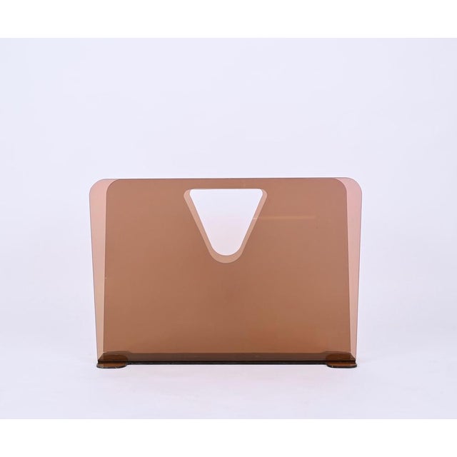 Gold Large Magazine in Pink Smoked Acrylic Glass, Italy, 1970s For Sale - Image 8 of 15