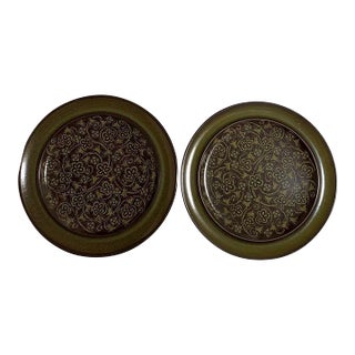 1980s Franciscan Madeira, Usa Earthenware Dinner Plate - Set of 2, Tan Flowers on Brown, Green Band For Sale