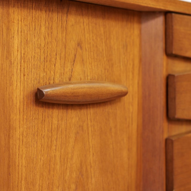 Wood Mid Century Credenza by Jentique Furniture For Sale - Image 7 of 10