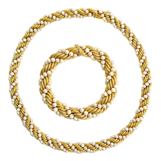 Bucherer Two-Piece Necklace and Bracelet Set in 18 Karat Yellow Gold and Pearls For Sale