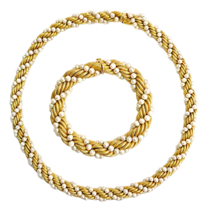 Bucherer Two-Piece Necklace and Bracelet Set in 18 Karat Yellow Gold and Pearls