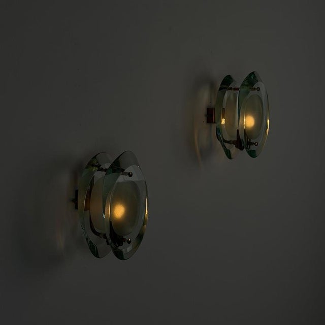 Model 2093 Wall Lights in Brass by Max Ingrand for Fontana Arte, 1960s, Set of 2 For Sale - Image 11 of 18