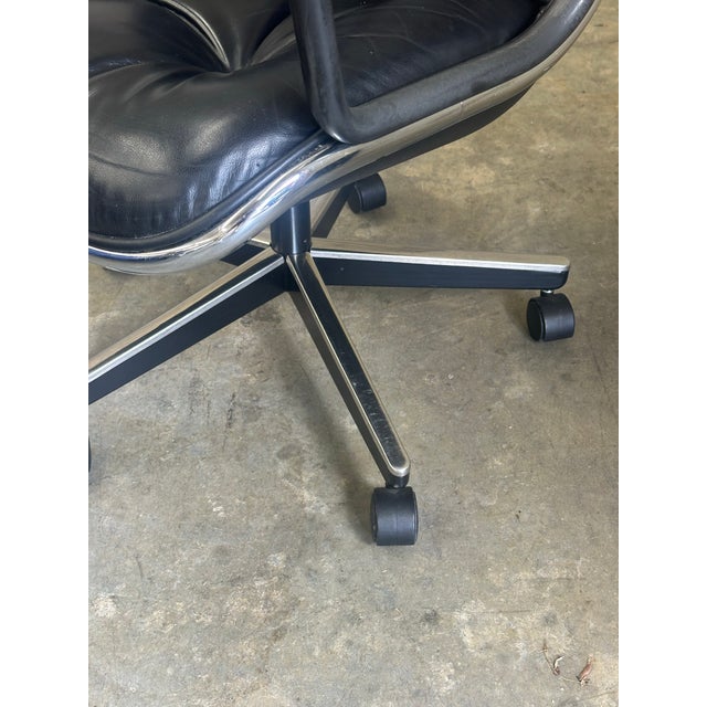 1980s Charles Pollock for Knoll Office Desk Chair For Sale - Image 11 of 12