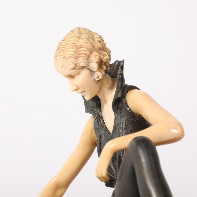 Art Deco Flapper Girl Sculpture in Bronze & Resin on Rectilinear Marble Base For Sale - Image 10 of 13