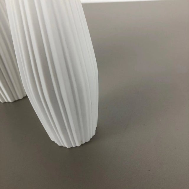 Op Art Porcelain Vase from Heinrich Selb, Germany, 1970s, Set of 2 For Sale - Image 13 of 18