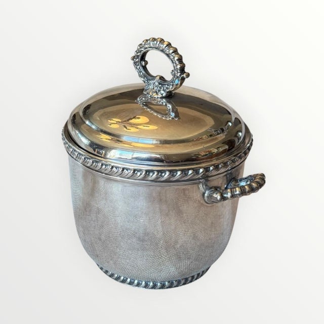 Hollywood Regency Mid 20th Century Wallace Ornate Silver Plate Ice Bucket With Glass Insulated Liner For Sale - Image 3 of 18