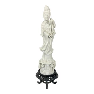 Vintage Chinese 'Blanc De Chine' White Porcelain Figure of the Deity Guan Yin (Kwan Yin) 14" For Sale