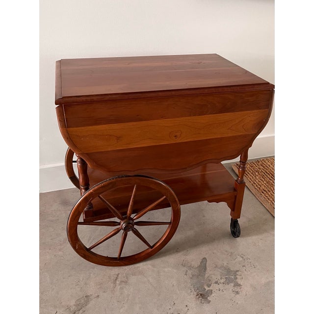 Mid-Century Modern Mid 20th Century Walnut Drop Leaf Tea Table/Bar Cart For Sale - Image 3 of 12