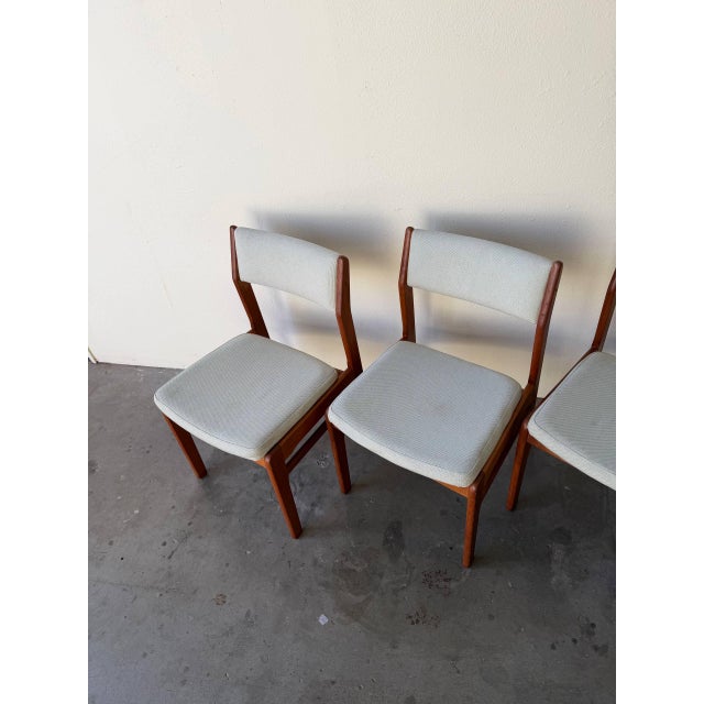 Set of 4 Mid Century Danish Teak Dining Chairs – Scandinavian Modern Chairs 1960s For Sale In Los Angeles - Image 6 of 10