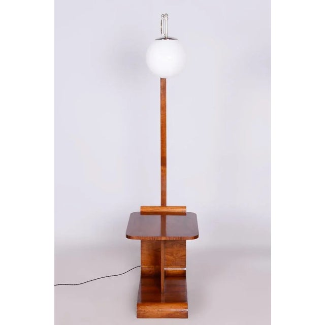 Art Deco Walnut Floor Lamp attributed to Jindřich Halabala for Up Závody, Czechia, 1930s For Sale - Image 3 of 9