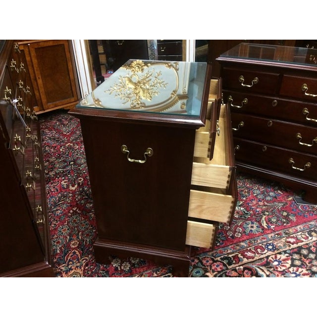 Vintage Nightstands, Mahogany Bedside Chests, Lexington Furniture, the Pair For Sale - Image 6 of 12