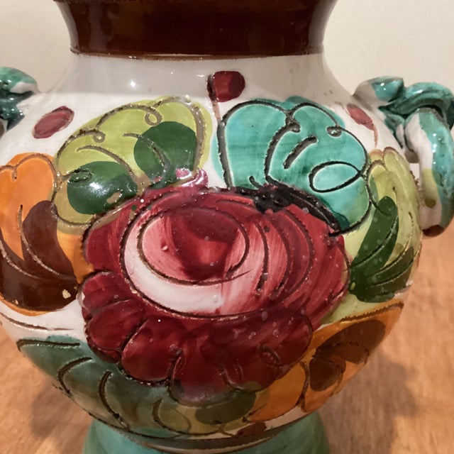 Early 21st Century Italian Majolica Terracotta Urn/Vase in Clay by Chris Lorenz For Sale In Chicago - Image 6 of 10