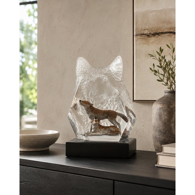 A striking limited-edition mixed-media sculpture by American wildlife artist Kitty Cantrell, created for Starlite...