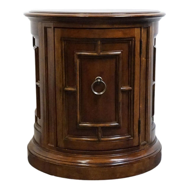 Bernhardt Furniture Solid Cherry Traditional Italian Inspired 28" Round Drum Storage End Table 327-216 For Sale