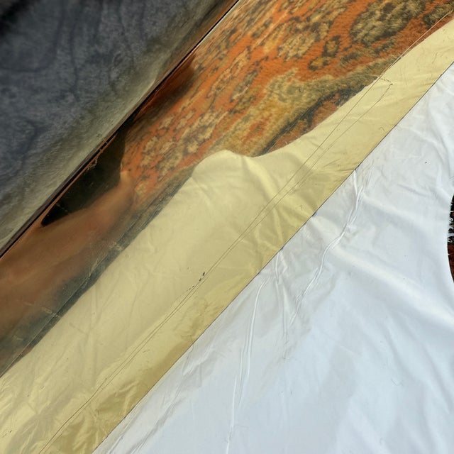 1980s Postmodern Waterfall Laminate & Brass 2 Drawer Nightstands in Gray Burlwood Print - A Pair For Sale - Image 12 of 18