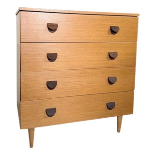 Vintage Chest of Drawers in Teak For Sale