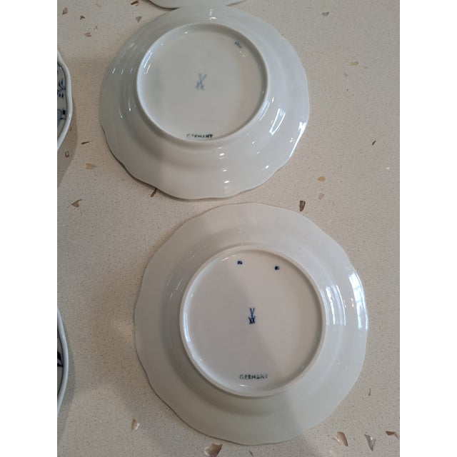 White 1900s Meissen Blue Onion Plates - Set of 11 For Sale - Image 8 of 10