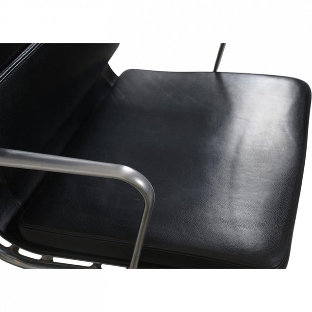 EA219 Office Chair in Black Leather by Charles Eames, 2000s For Sale - Image 10 of 18