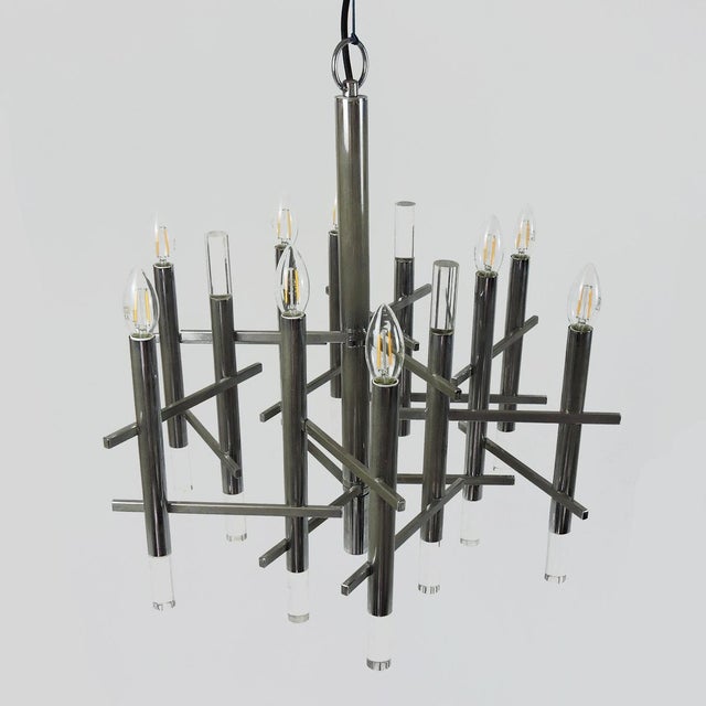 Chrome and Acrylic Glass Chandelier by Sciolari, 1970s For Sale - Image 13 of 14