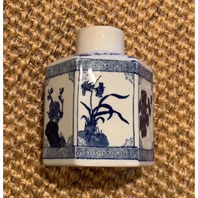 1950s Small Blue and White Japanese Hexagon Vase For Sale In Los Angeles - Image 6 of 10