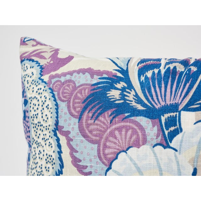 Contemporary Schumacher Zanzibar Linen Print Double-Sided Pillow in Hyacinth For Sale - Image 3 of 7