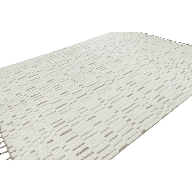Not Yet Made - Made To Order Rug & Kilim’s Contemporary Rug in White with High-Low Geometric Patterns - 12x16 For Sale - Image 5 of 7