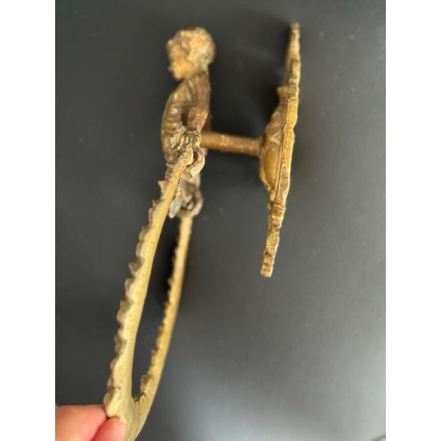 Vintage Solid Brass Cherub Pulling Floral Garland Door Pull 8" X 6"x 3" For Sale In Philadelphia - Image 6 of 8