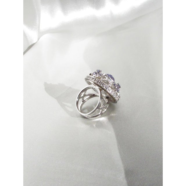 Contemporary Tutti Frutti Violet Tanzanite Cocktail Ring, Size 7 For Sale - Image 3 of 12