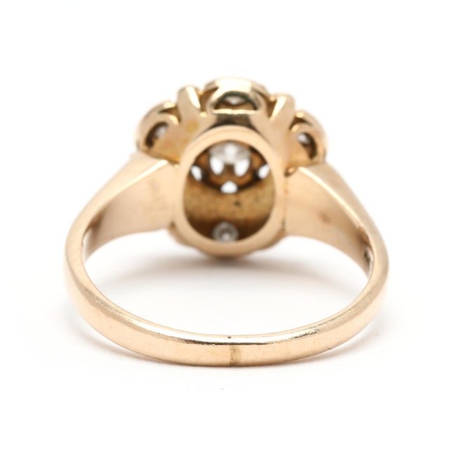 Traditional Vintage .20ctw Diamond & Enamel Ring, 14k Yellow Gold, Ring Size 5.5 For Sale - Image 3 of 6