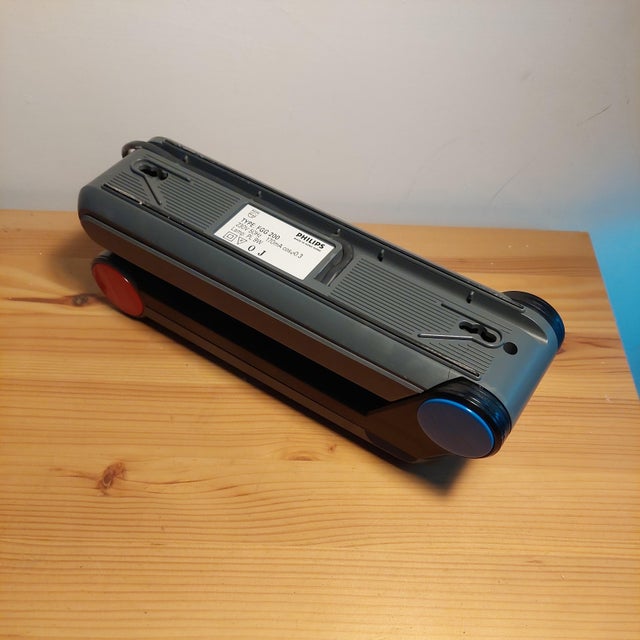 Plastic Z Lamp from Phillips For Sale - Image 7 of 8