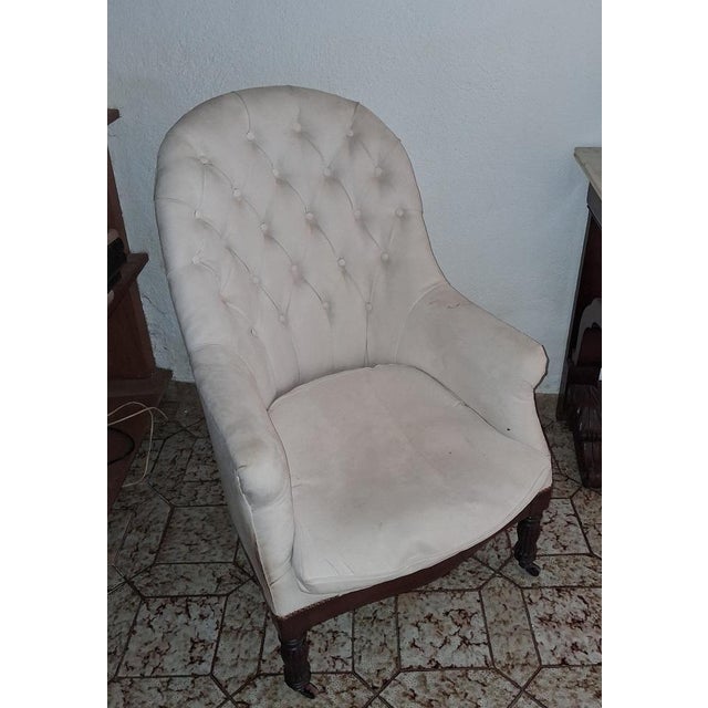 Napoleon III Cabriolet Armchair in Mahogany and Buttoned Fabric, 1800s For Sale - Image 4 of 6