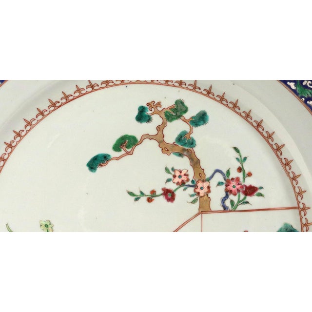 Chinese 18th-Century Chinese Export Porcelain Famille Rose ‘Garden’ Dishes - a Pair For Sale - Image 3 of 18
