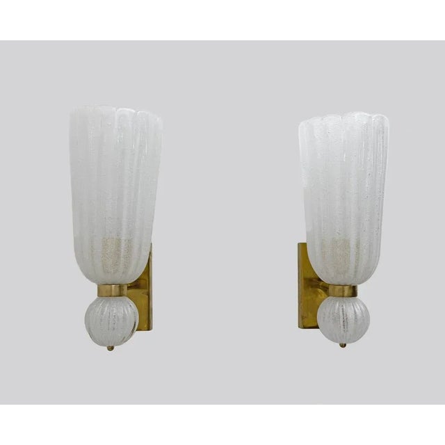 Mid-Century Modern Brass and Pulegoso Murano Glass Sconces, 1980, Set of 2 For Sale - Image 4 of 8