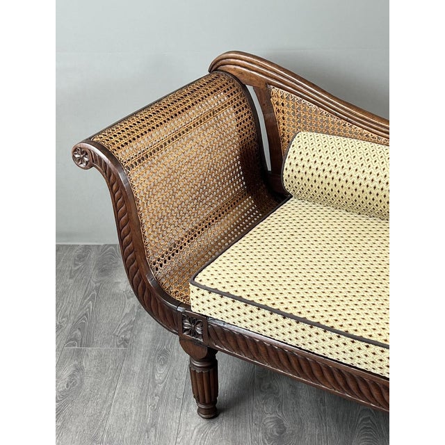 19th Century Louis XVI Chaise Longue in Carved Wood and Caning For Sale - Image 12 of 13