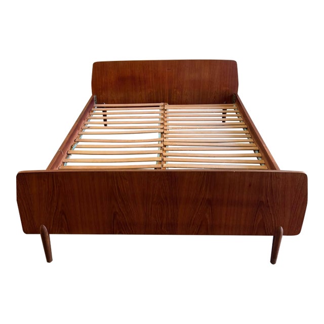 Vintage Danish Teak Full Size Bed Frame – Mid-Century Modern Scandinavian Platform Bed 1960s For Sale