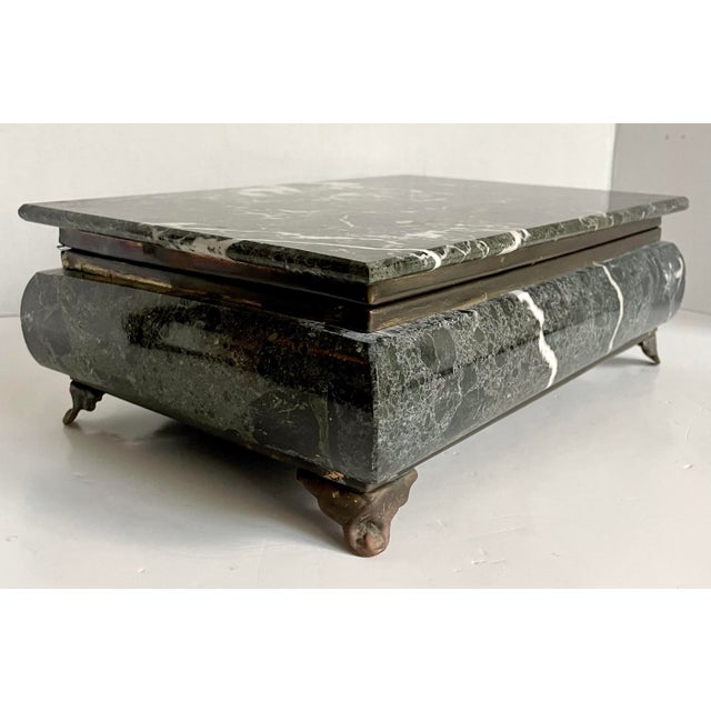Mid-20th Century Green Marble Hinged Box With Brass Mounts & Black Felt Lining For Sale - Image 4 of 12