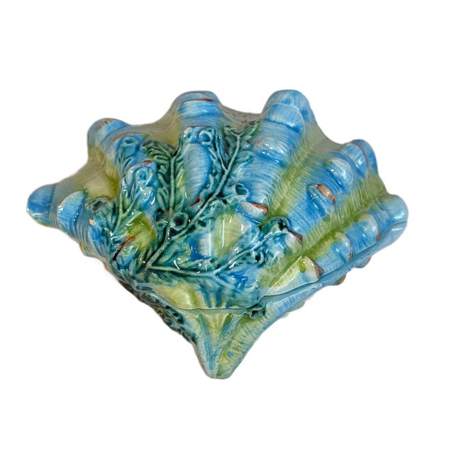 This vintage Italian ceramic shell box with a beautifully realistic sculptural form. This features a richly glazed...