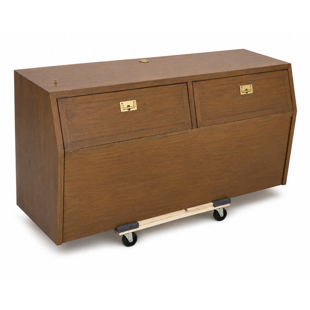 1970s Henredon Campaign-Style Queen Headboard With Built-in Storage – Oak & Brass– Mid-Century Modern For Sale - Image 5 of 12