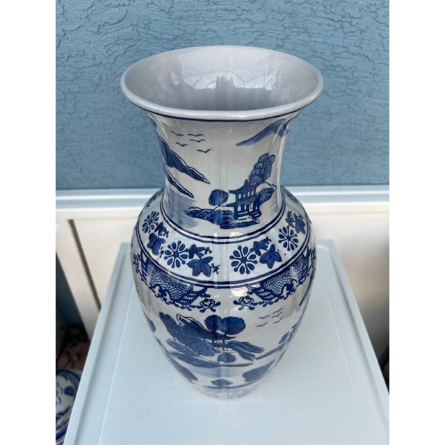 Ceramic Tall Vintage Asian Chinese Blue & White Ribbed Porcelain Vase For Sale - Image 7 of 7