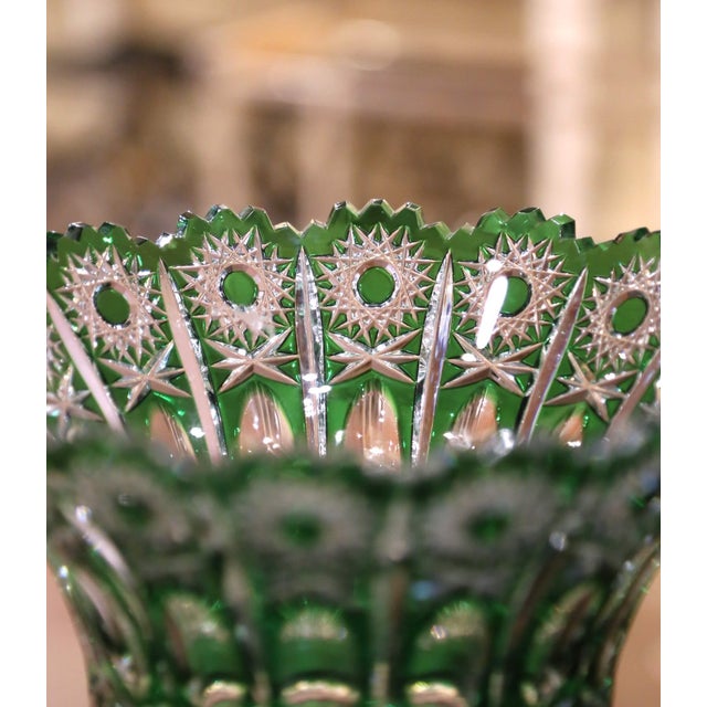 Traditional Mid-Century Bohemian Cut-to-Clear Green Crystal Compote With Starburst Motifs For Sale - Image 3 of 8
