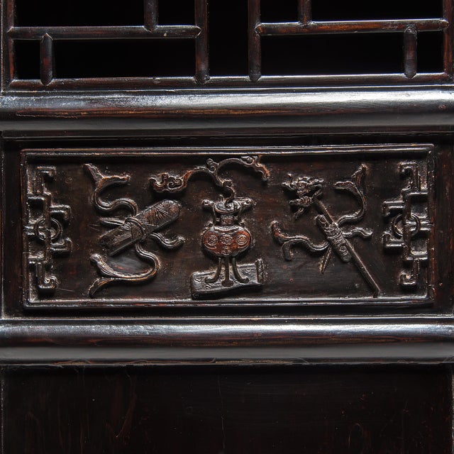 Mid 19th Century Antique Chinese Diamond Lattice Display Cabinet, 19th C. For Sale - Image 5 of 8