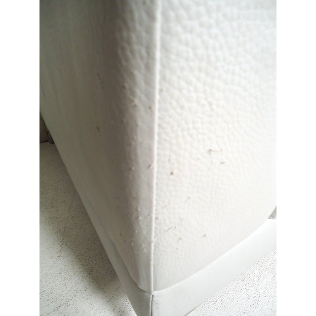 1960s Vintage Modern White Settee For Sale In New York - Image 6 of 10