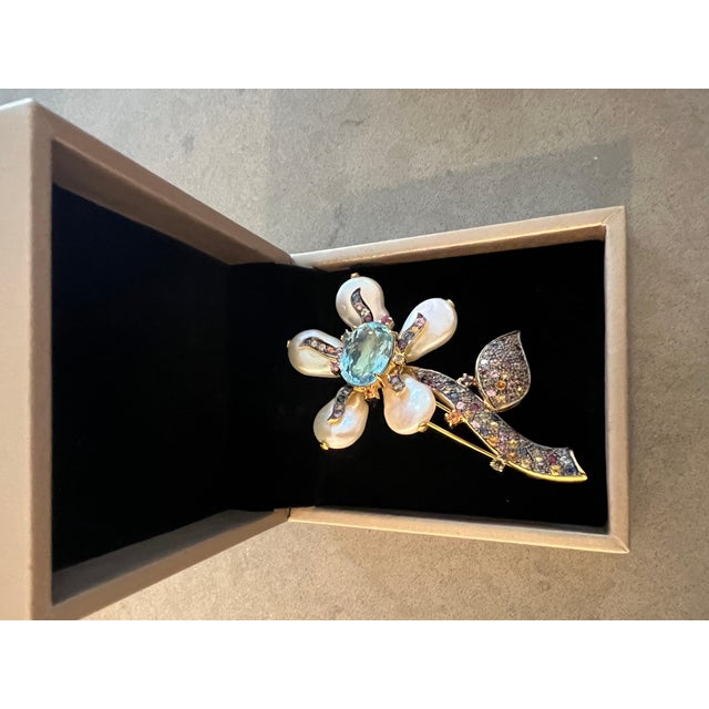Bochic "Orient" Vintage Pearl, Multi Sapphire & Topaz Brooch 18K Gold & Silver For Sale - Image 14 of 18