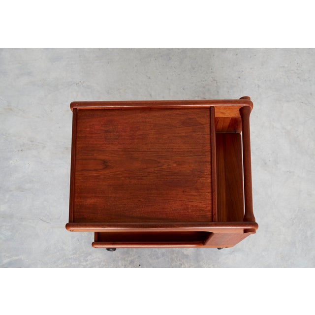 Mid-Cenntury C-Shaped Bar Trolley in Teak by K.T. Møbler, 1960s For Sale - Image 12 of 14