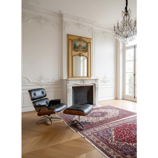 Paint and gold of the original frame. Original rear. Painting with gallant scene on original canvas.