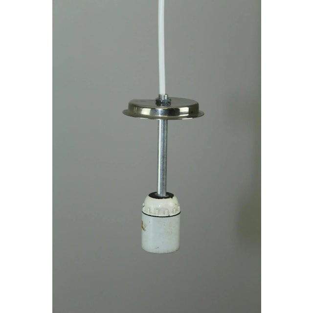 Frosted Schichtopalglas, 1 E27, glass 60 cm high, diameter 15 cm This piece is attributed to the mentioned designer/maker....