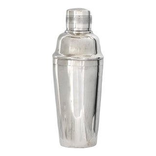 1930s Art Deco Oversized Cocktail Shaker For Sale